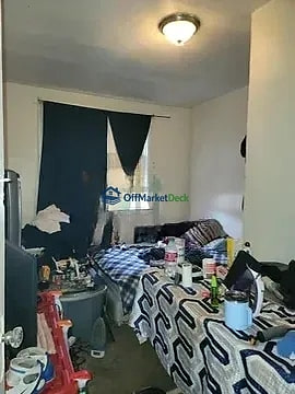 Off-market house in Detroit, Michigan — 3 beds, 1 bath, $87,000 — photo 7 of 8