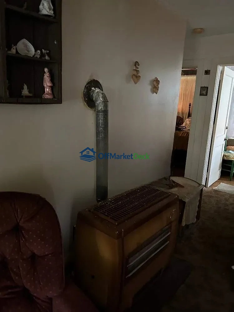Off-market house in New Bern, North Carolina — 2 beds, 1 bath, $45,000 — photo 8 of 8