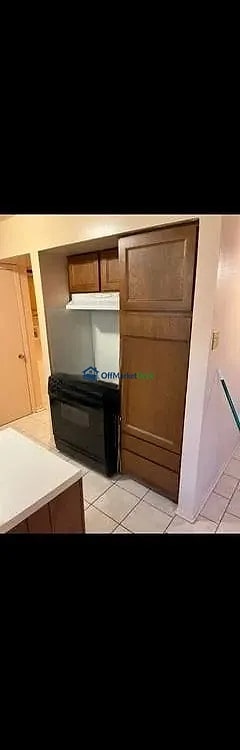 Off-market house in Irving, Texas — 3 beds, 2 baths, $225,000 — photo 3 of 8