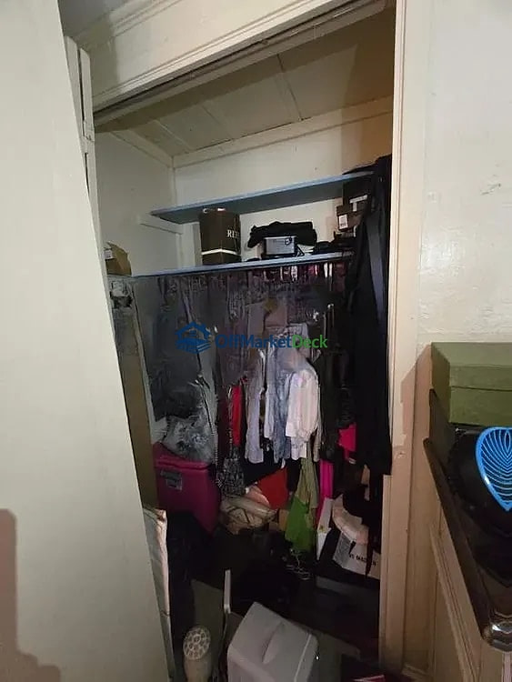 Off-market house in Mobile, Alabama — 3 beds, 2 baths, $59,000 — photo 8 of 8