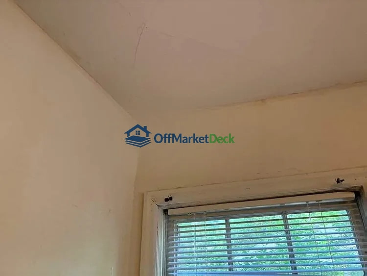 Off-market house in Columbus, Georgia — 2 beds, 1 bath, $61,200 — photo 8 of 8