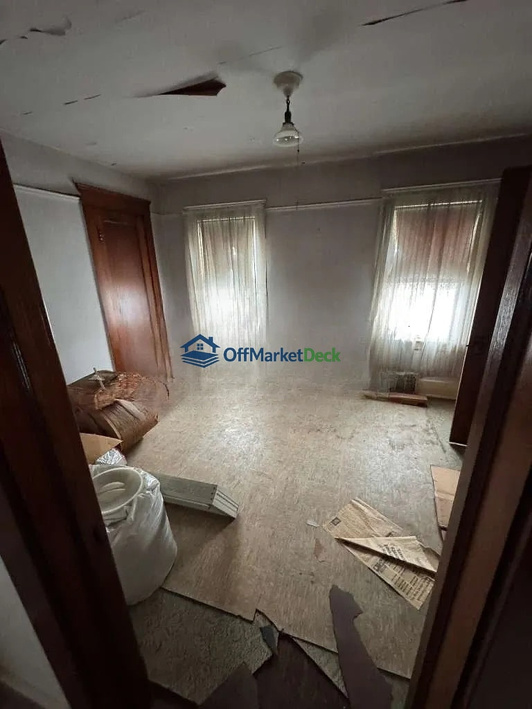 Off-market house in Cleveland, Ohio — 2 beds, 1 bath, $49,000 — photo 8 of 8
