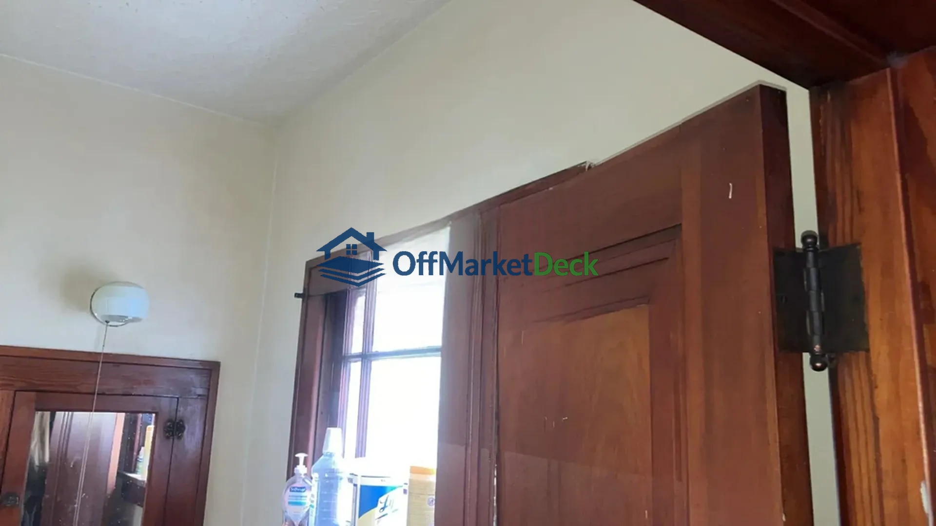 Off-market house in Cleveland, Ohio — 3 beds, 1 bath, $120,000 — photo 3 of 8