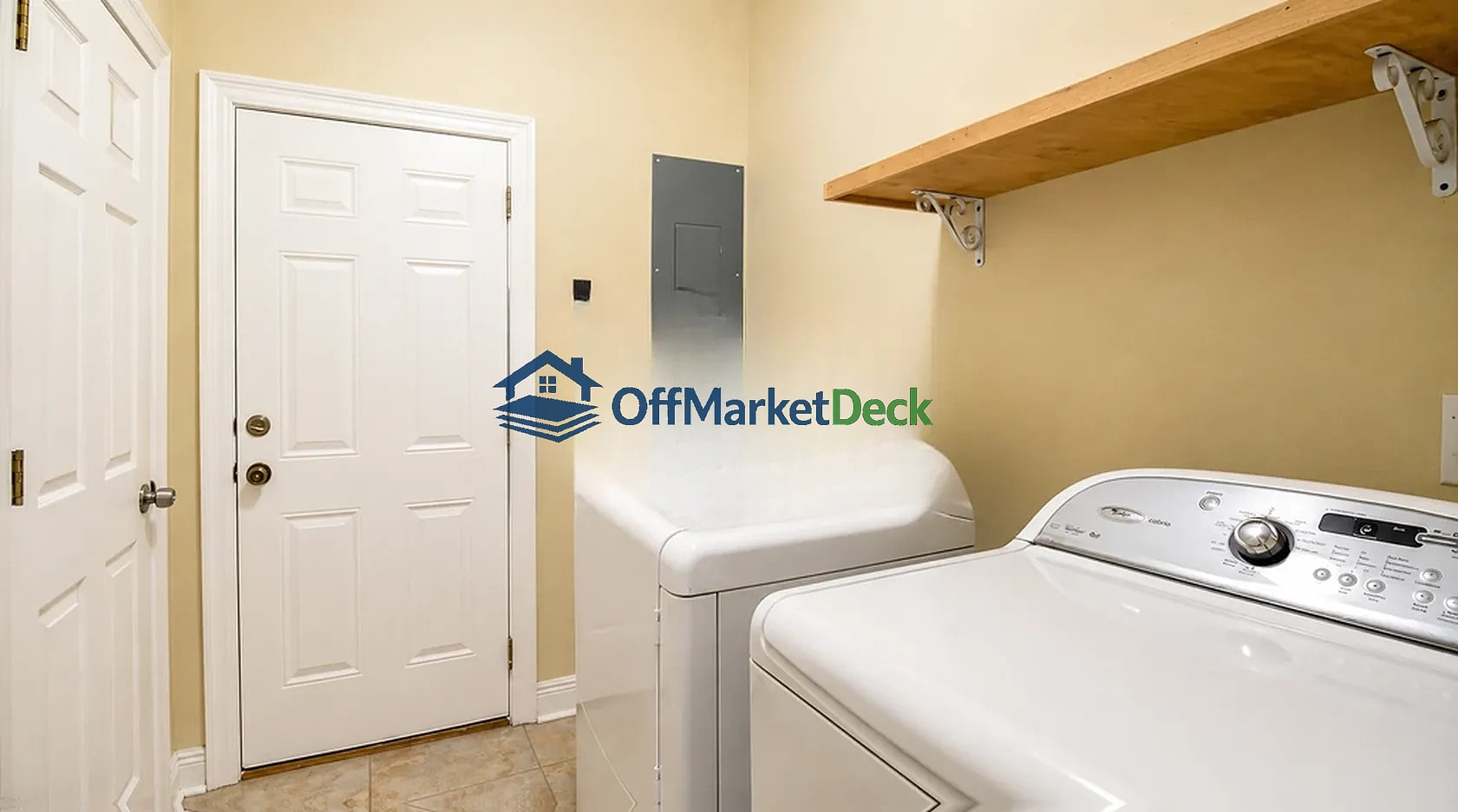 Off-market house in Gulfport, Mississippi — 5 beds, 4.5 baths, $329,000 — photo 7 of 8