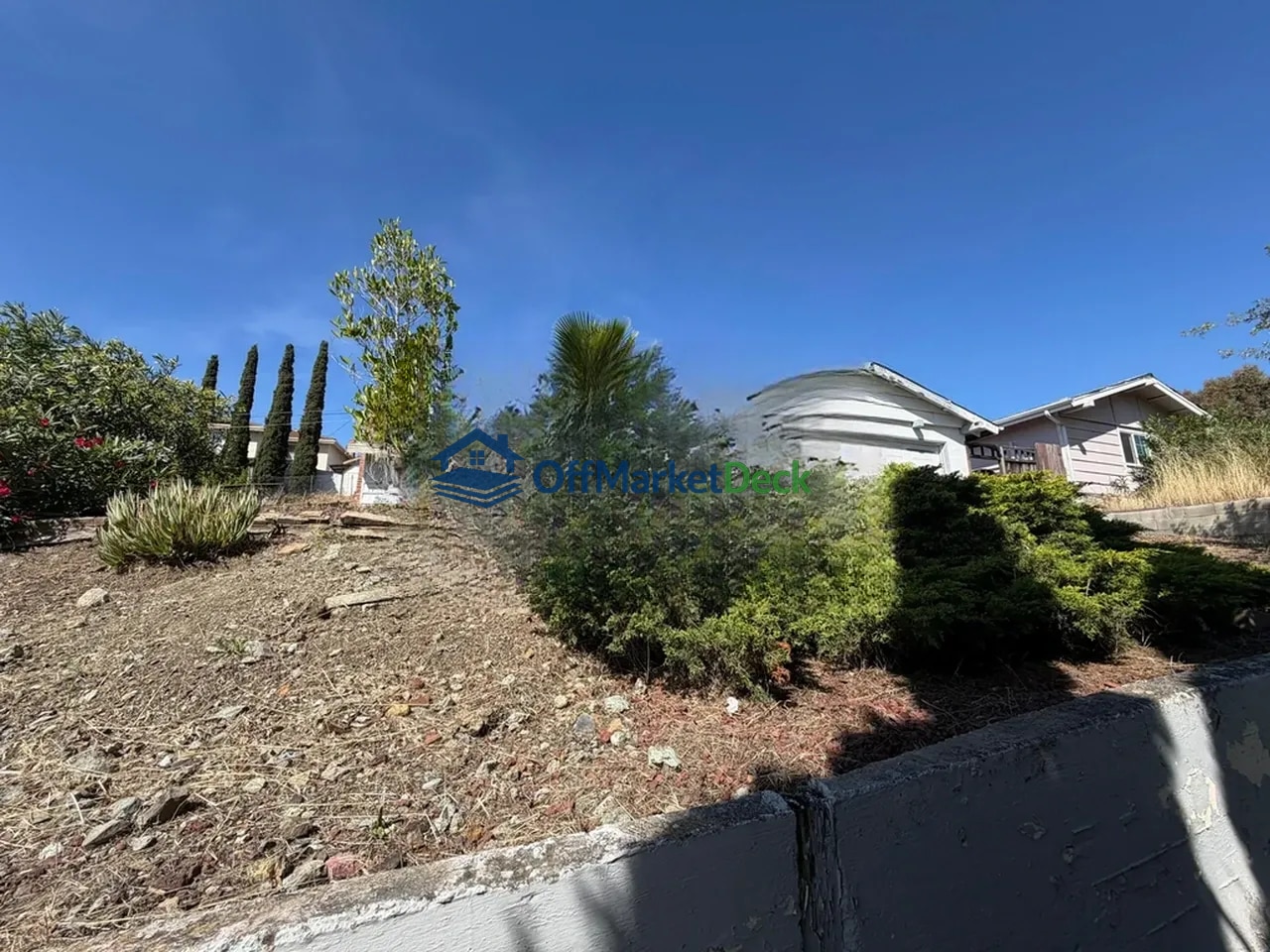 Off-market house in San Jose, California — 3 beds, 2 baths, $849,900 — photo 5 of 8