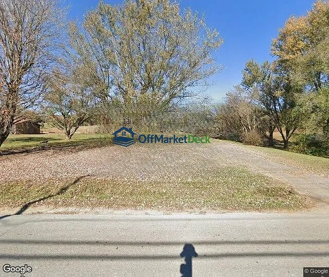 Off-market house in Limestone, Tennessee — 3 beds, 1 bath, $177,000 — photo 3 of 3