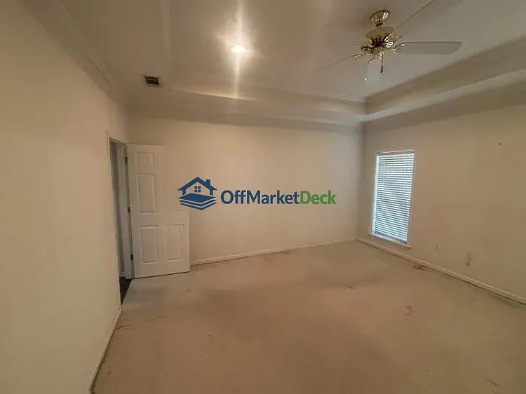 Off-market house in Ridgeland, Mississippi — 3 beds, 2 baths, $150,000 — photo 5 of 8