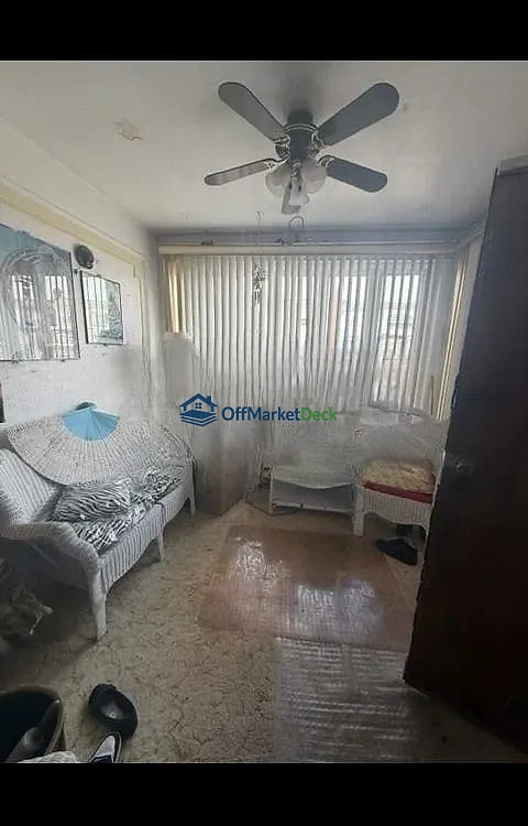 Off-market house in Philadelphia, Pennsylvania — 3 beds, 1 bath, $170,000 — photo 5 of 8