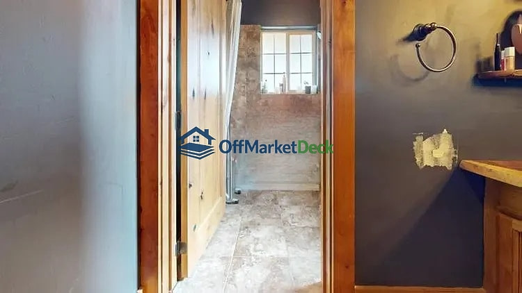 Off-market house in Heber City, Utah — 4 beds, 3 baths, $750,000 — photo 6 of 8