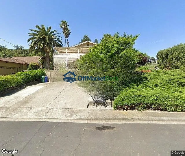Off-market house in El Sobrante, California — 4 beds, 2.5 baths, $774,900 — photo 3 of 3