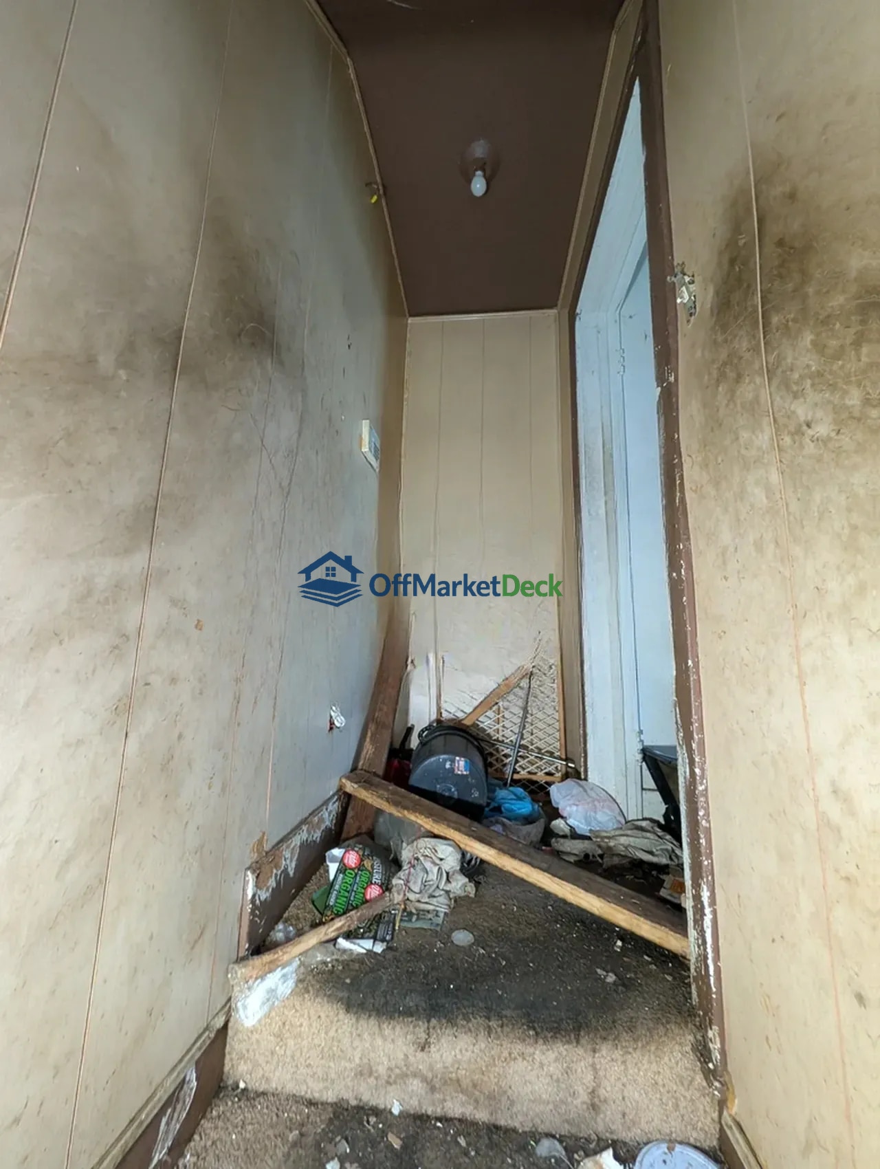 Off-market house in Detroit, Michigan — 3 beds, 1 bath, $19,900 — photo 5 of 8