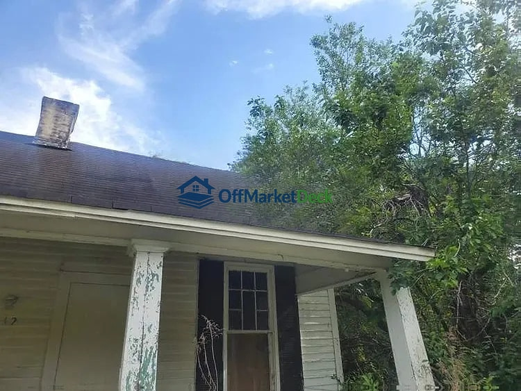 Off-market house in Selma, Alabama — 3 beds, 1 bath, $17,500 — photo 8 of 8