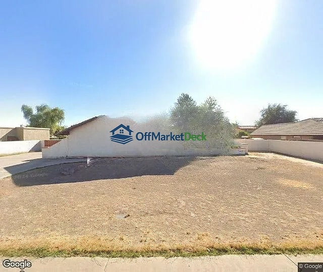 Off-market house in Tempe, Arizona — 3 beds, 2 baths, $645,000 — photo 3 of 3