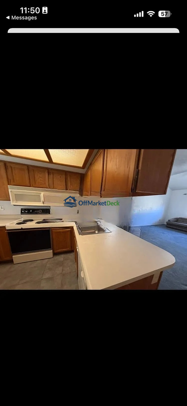 Off-market house in Phoenix, Arizona — 2 beds, 2 baths, $175,900 — photo 6 of 8