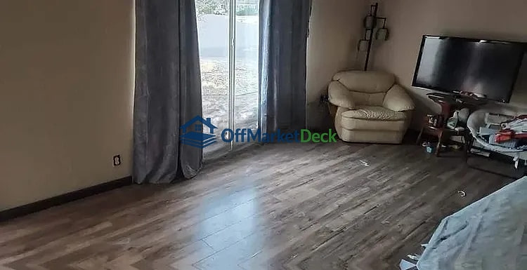 Off-market house in Sierra Vista, Arizona — 3 beds, 2 baths, $75,000 — photo 8 of 8
