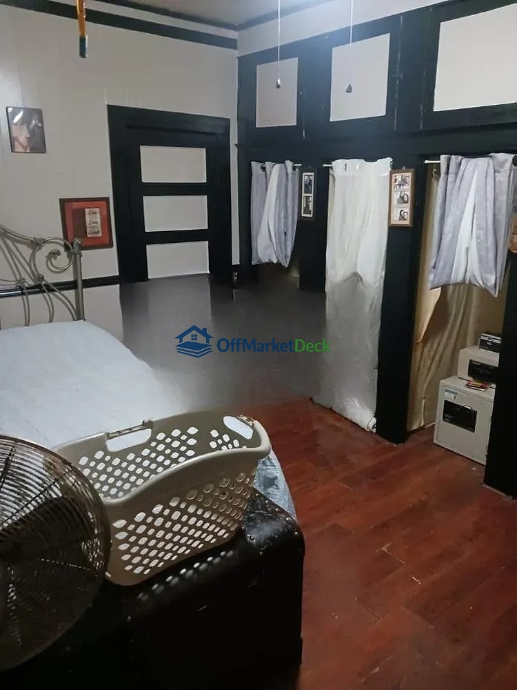 Off-market house in Mayfield, Kentucky — 3 beds, 1 bath, $67,500 — photo 5 of 8