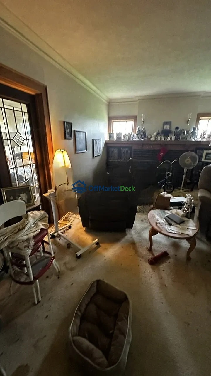 Off-market house in Rochester, New York — 3 beds, 1 bath, $69,900 — photo 6 of 8