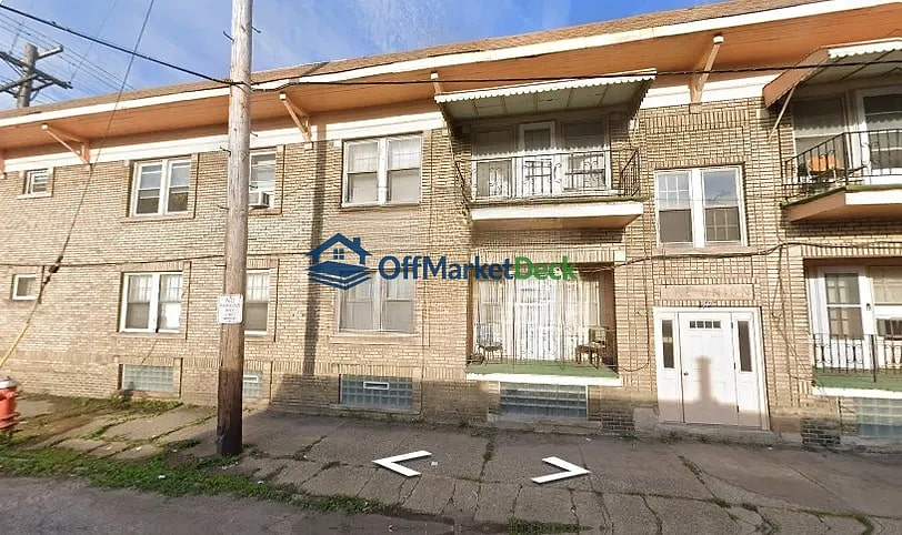 Off-market multi family in Cleveland, Ohio — 8 beds, 8 baths, $470,000 — photo 3 of 3