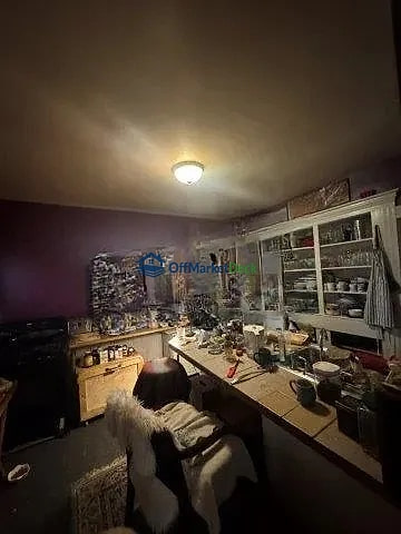 Off-market multi family in Cleveland, Ohio — 2 beds, 1 bath, $275,000 — photo 8 of 8