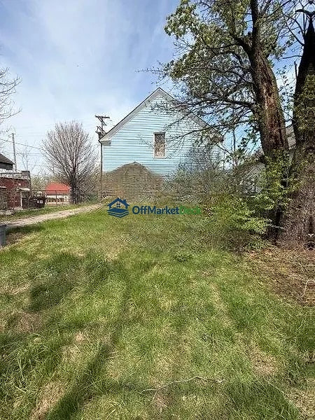 Off-market house in Cleveland, Ohio — 3 beds, 1 bath, $34,000 — photo 6 of 8