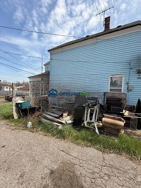 Off-market house in Cleveland, Ohio — 3 beds, 1 bath, $34,000 — photo 3 of 8