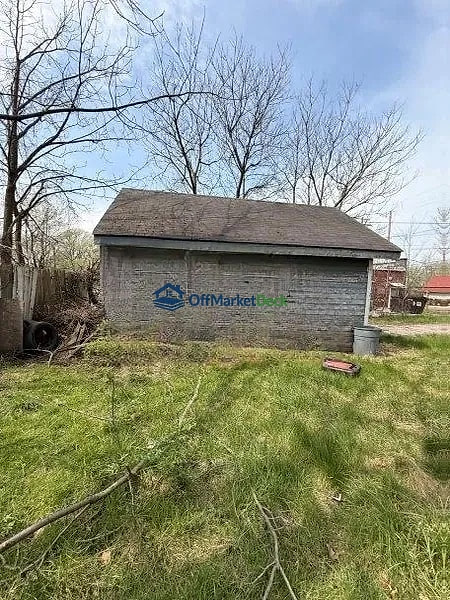 Off-market house in Cleveland, Ohio — 3 beds, 1 bath, $34,000 — photo 7 of 8