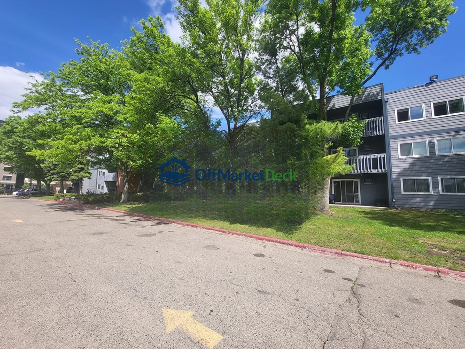 Off-market house in Minneapolis, Minnesota — 2 beds, 1 bath, $69,000 — photo 3 of 8