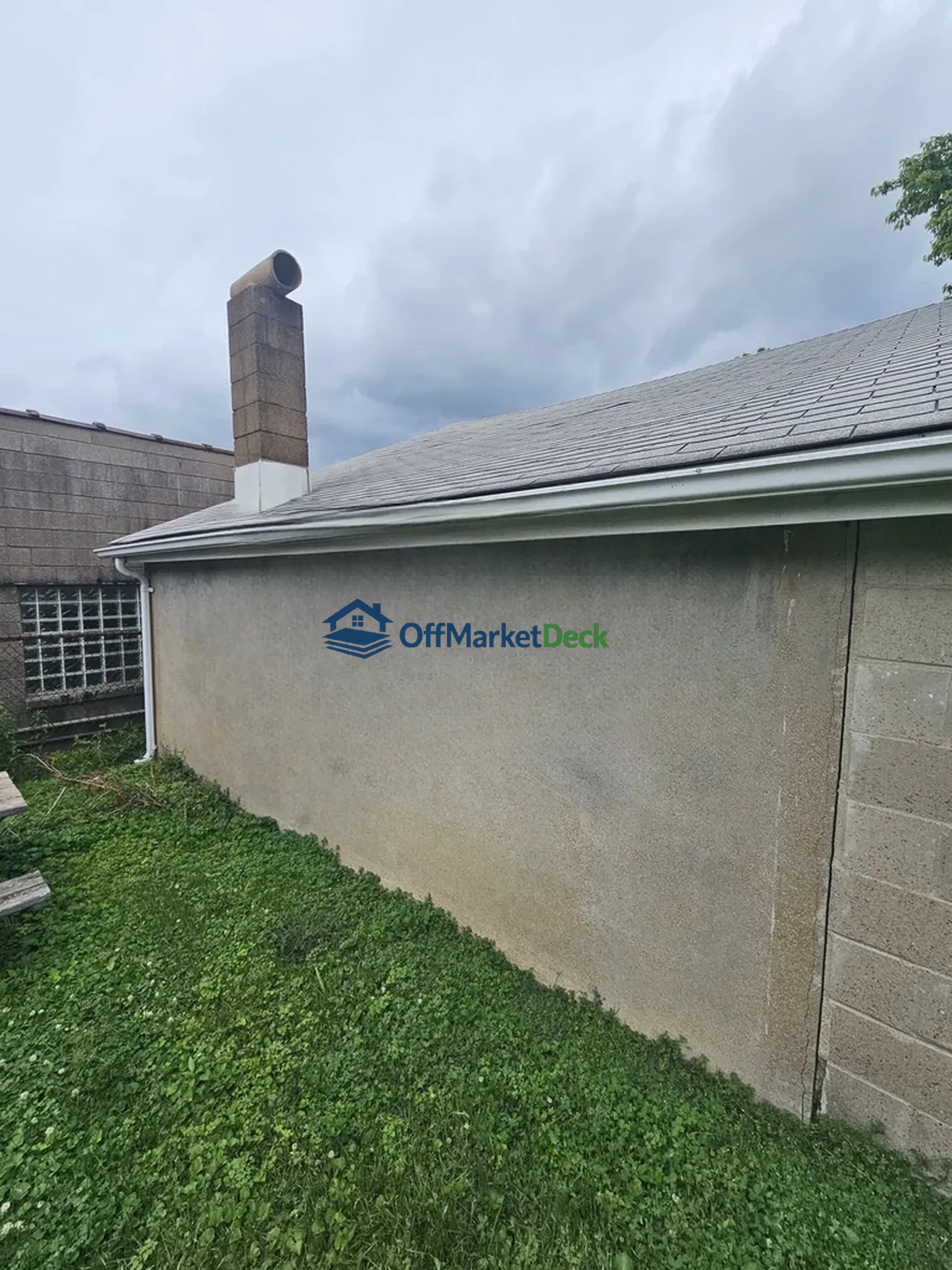 Off-market house in St. Louis, Missouri — 2 beds, 1 bath, $59,900 — photo 5 of 8