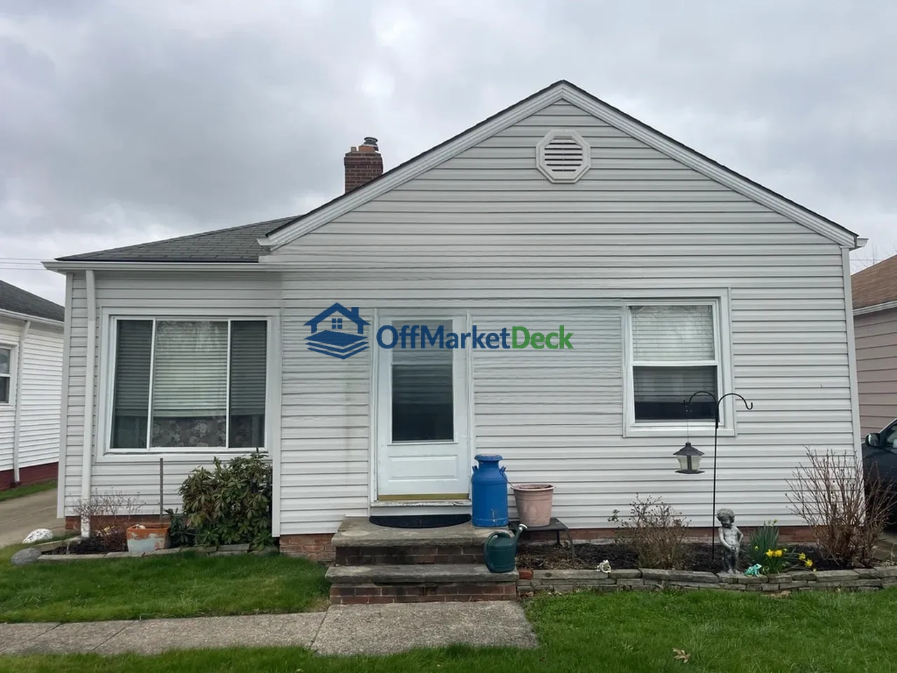 Off-market house in Parma, Ohio — 3 beds, 1 bath, $119,900 — photo 2 of 8
