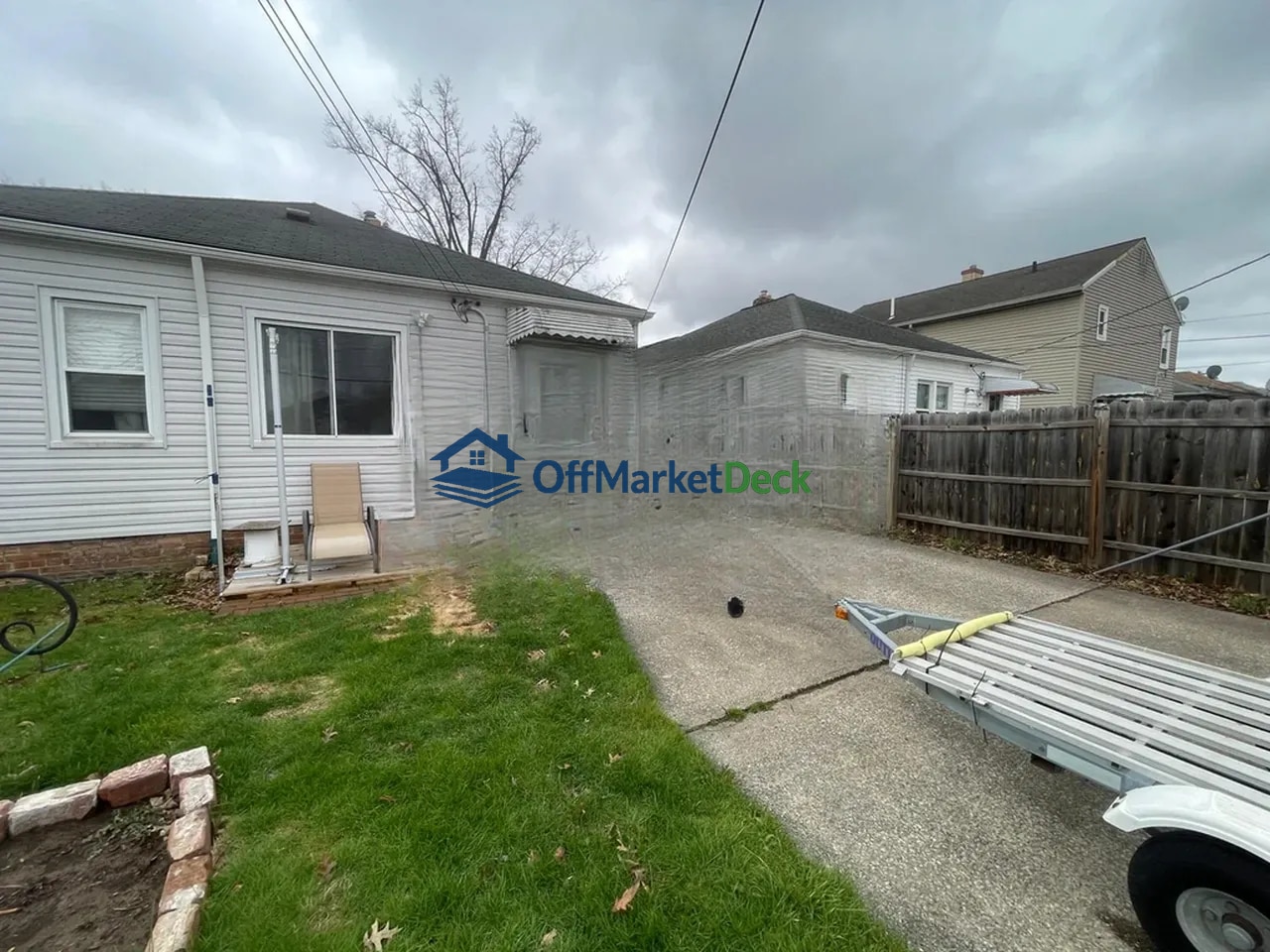 Off-market house in Parma, Ohio — 3 beds, 1 bath, $119,900 — photo 3 of 8