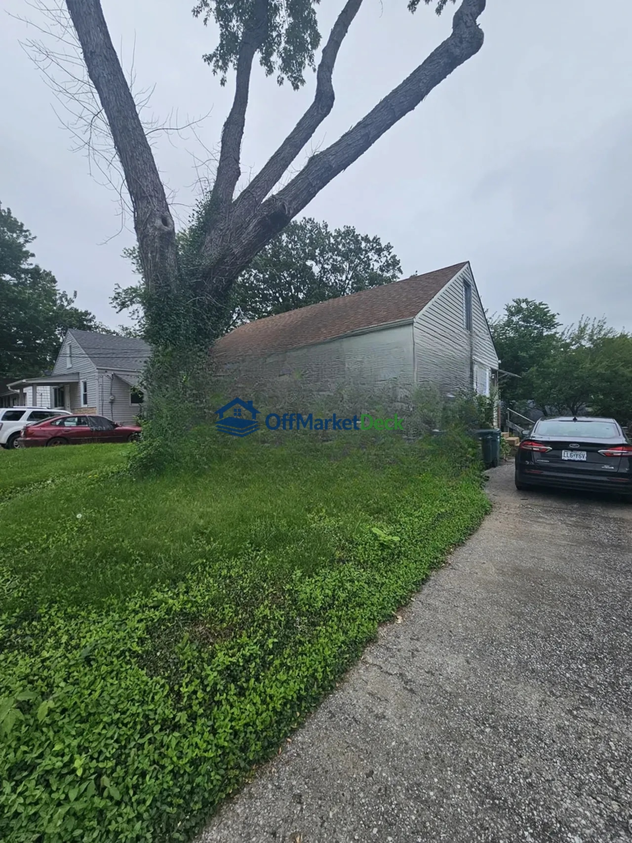 Off-market house in St. Louis, Missouri — 3 beds, 1 bath, $49,900 — photo 5 of 8