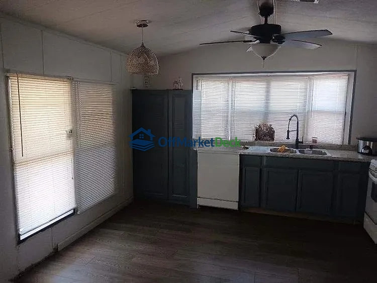 Off-market house in Bullhead City, Arizona — 3 beds, 1 bath, $81,000 — photo 6 of 8
