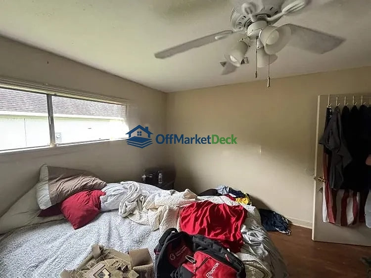 Off-market house in Brandon, Mississippi — 3 beds, 1.5 baths, $150,000 — photo 3 of 8