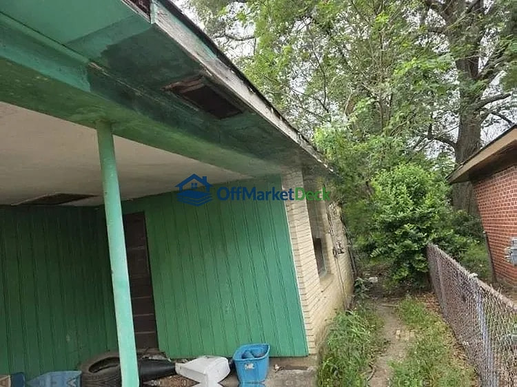 Off-market house in Shreveport, Louisiana — 3 beds, 1 bath, $15,000 — photo 8 of 8