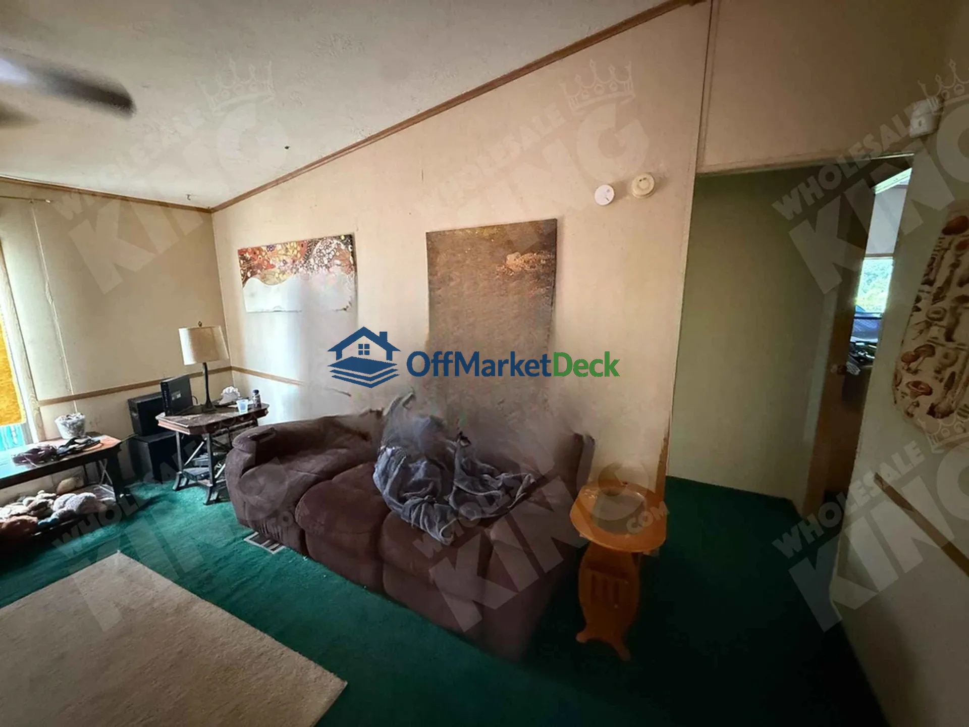 Off-market house in Troutdale, Oregon — 3 beds, 2 baths, $60,000 — photo 3 of 8
