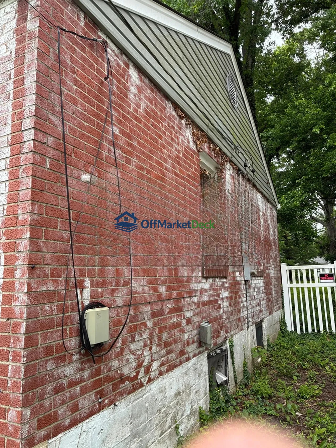 Off-market house in Ferguson, Missouri — 2 beds, 1 bath, $64,900 — photo 3 of 8