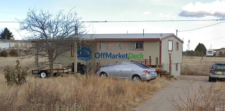 Off-market house in Edgewood, New Mexico — 3 beds, 1 bath, $145,000 — photo 2 of 3