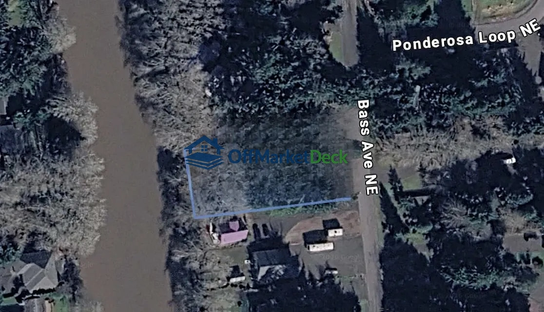 Off-market house in Ocean Shores, Washington — 3 beds, 2.5 baths, $420,000 — photo 4 of 4