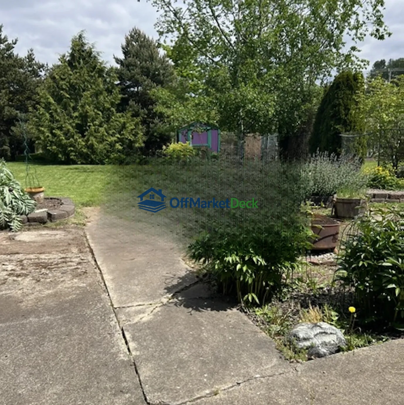 Off-market house in Des Moines, Washington — 3 beds, 1 bath, $480,000 — photo 3 of 4