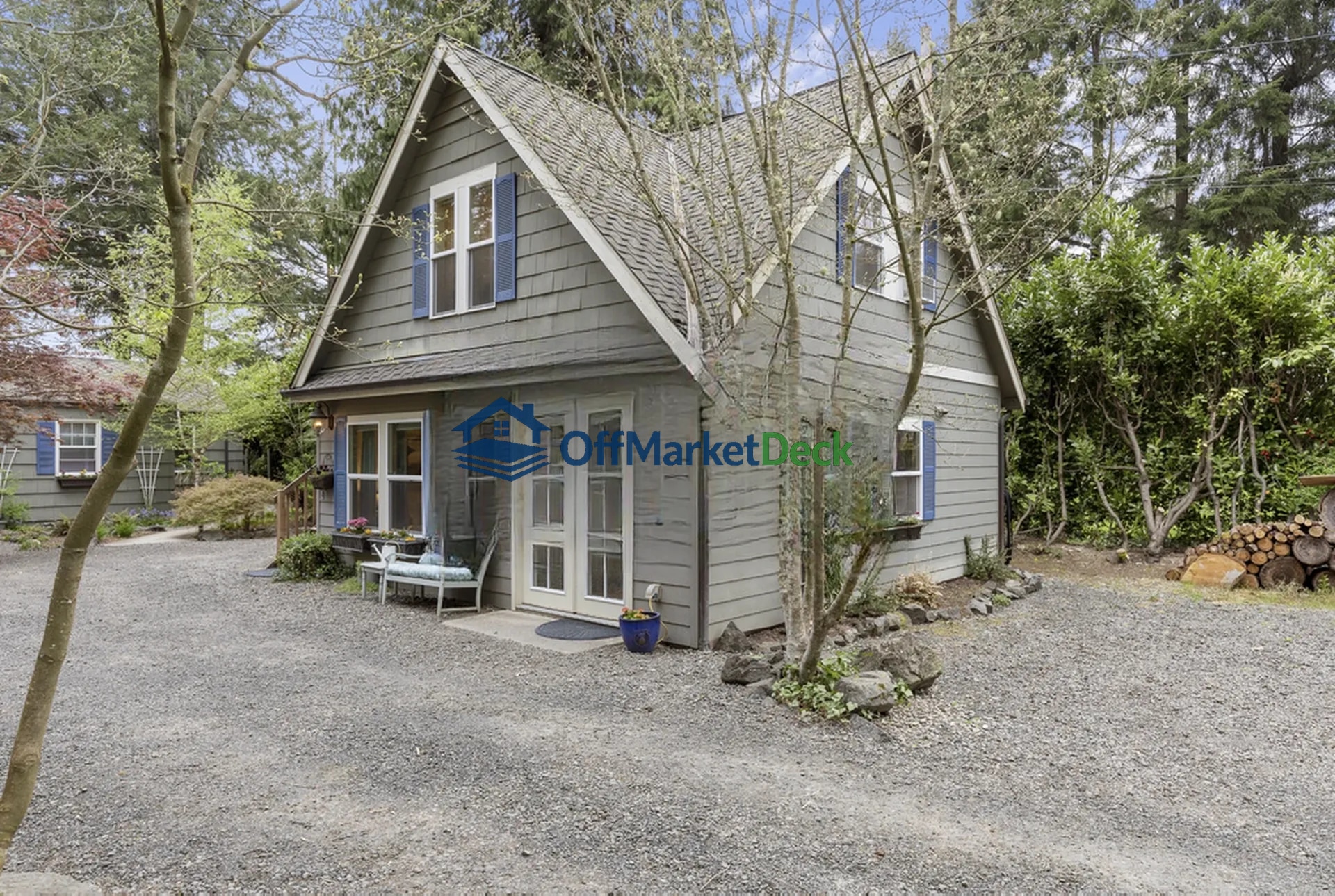Off-market house in Bremerton, Washington — 3 beds, 3 baths, $970,000 — photo 3 of 5