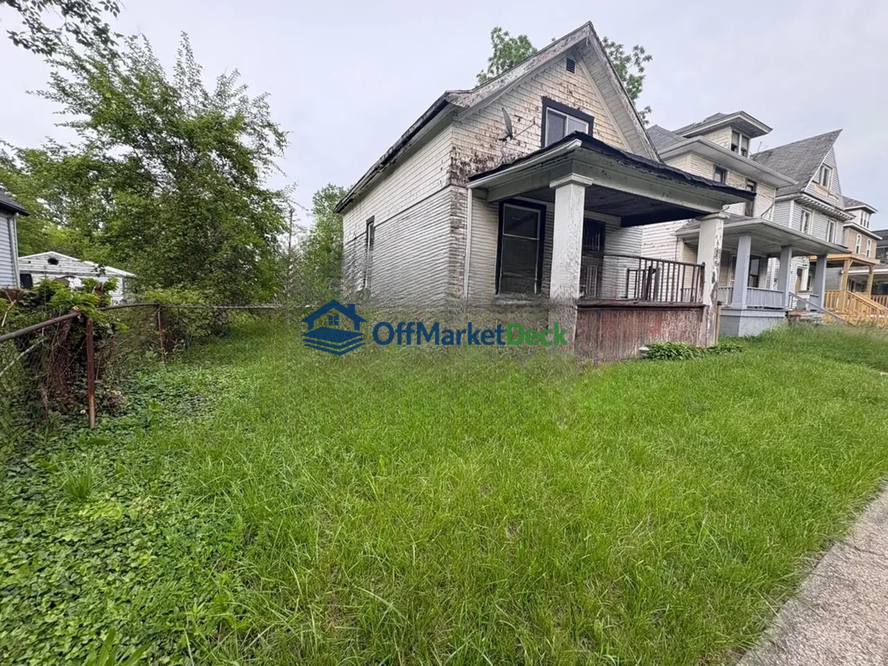 Off-market house in Detroit, Michigan — 2 beds, 1 bath, $59,900 — photo 4 of 8
