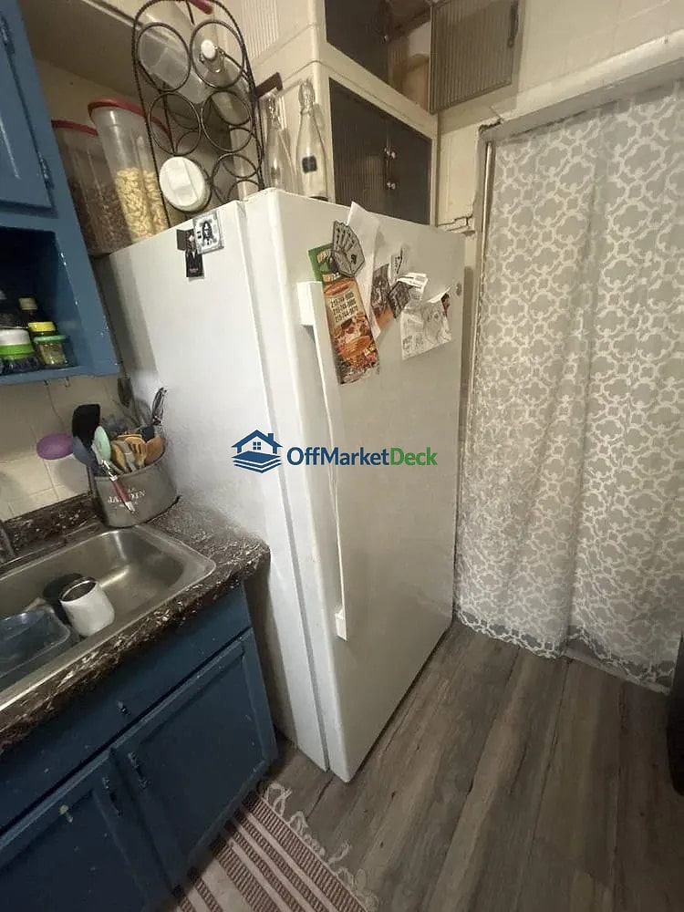 Off-market townhome in Philadelphia, Pennsylvania — 2 beds, 1 bath, $85,000 — photo 6 of 8