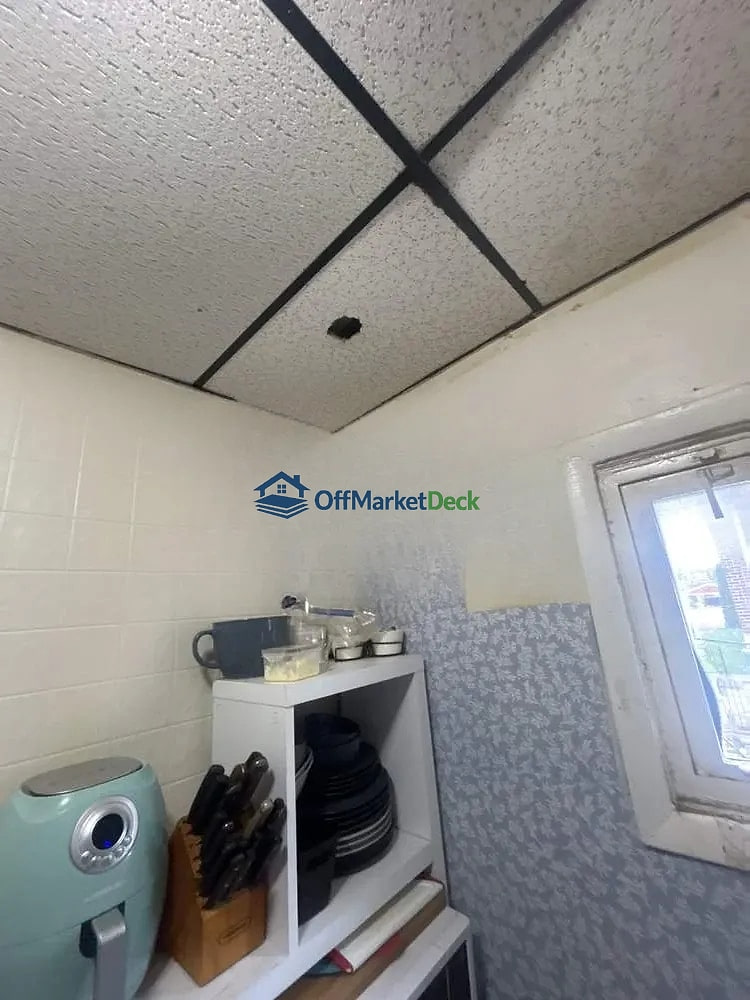 Off-market townhome in Philadelphia, Pennsylvania — 2 beds, 1 bath, $85,000 — photo 5 of 8