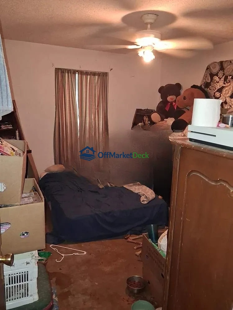 Off-market house in Coolidge, Arizona — 3 beds, 2 baths, $155,000