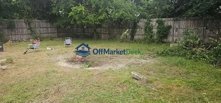 Off-market house in Fort Worth, Texas — 3 beds, 2 baths, $164,990 — photo 8 of 8