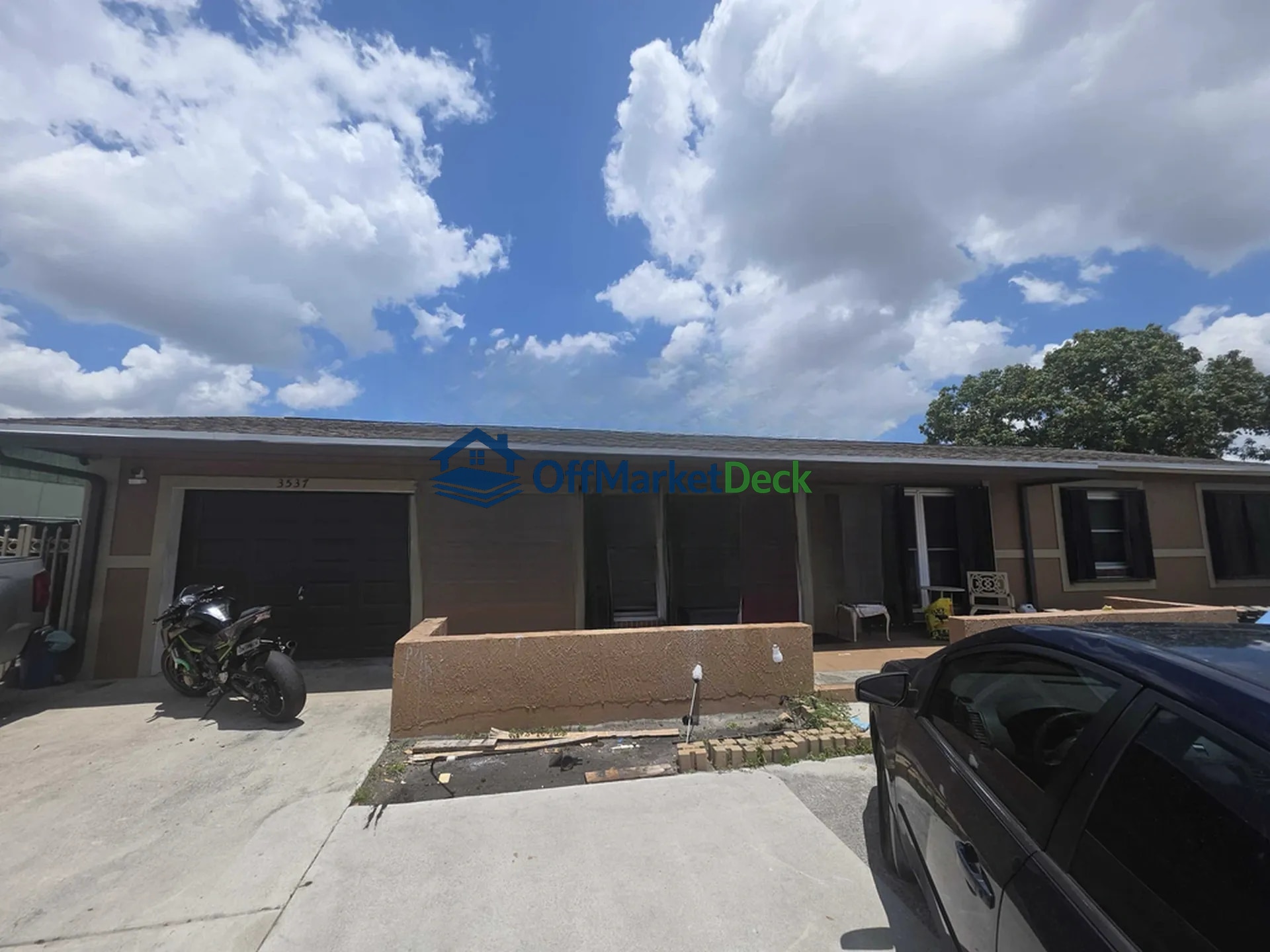 Off-market house in Miami Gardens, Florida — 5 beds, 4 baths, $509,990 — photo 6 of 8