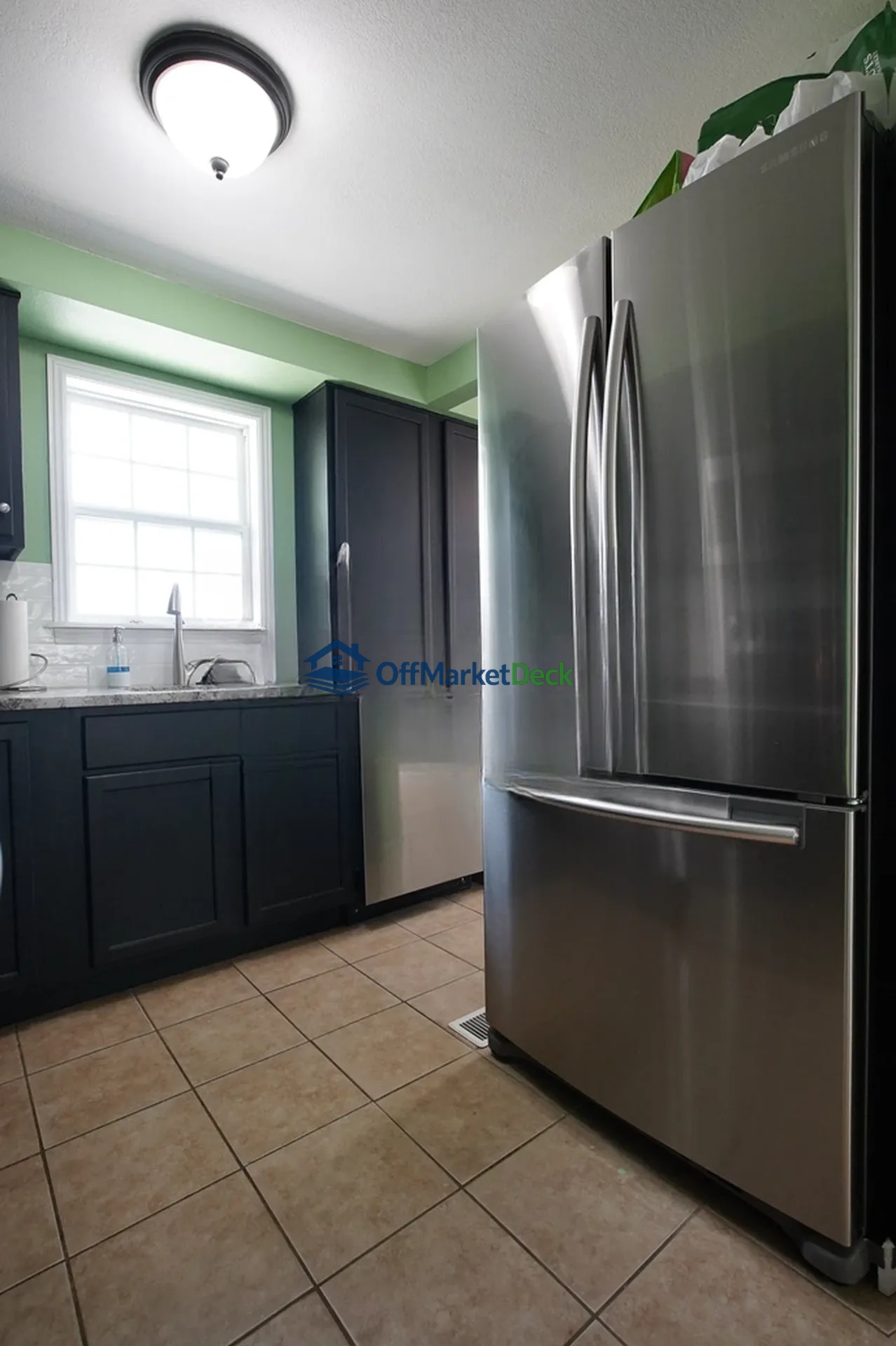 Off-market house in Casper, Wyoming — 3 beds, 1 bath, $235,000 — photo 5 of 8