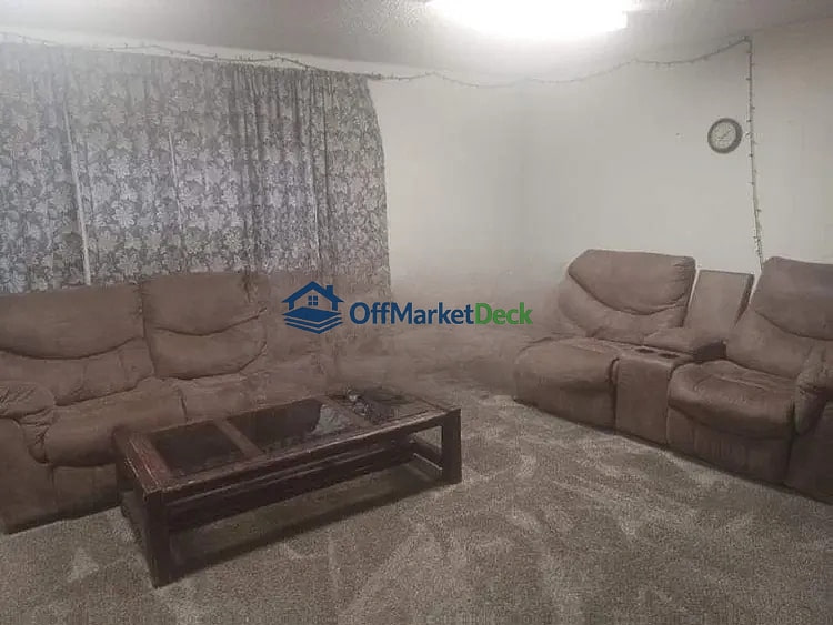 Off-market house in Delta, Colorado — 4 beds, 1 bath, $349,900 — photo 5 of 8