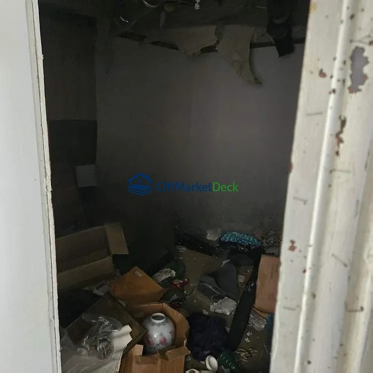 Off-market house in Huntington, West Virginia — 3 beds, 1 bath, $10,000 — photo 6 of 8