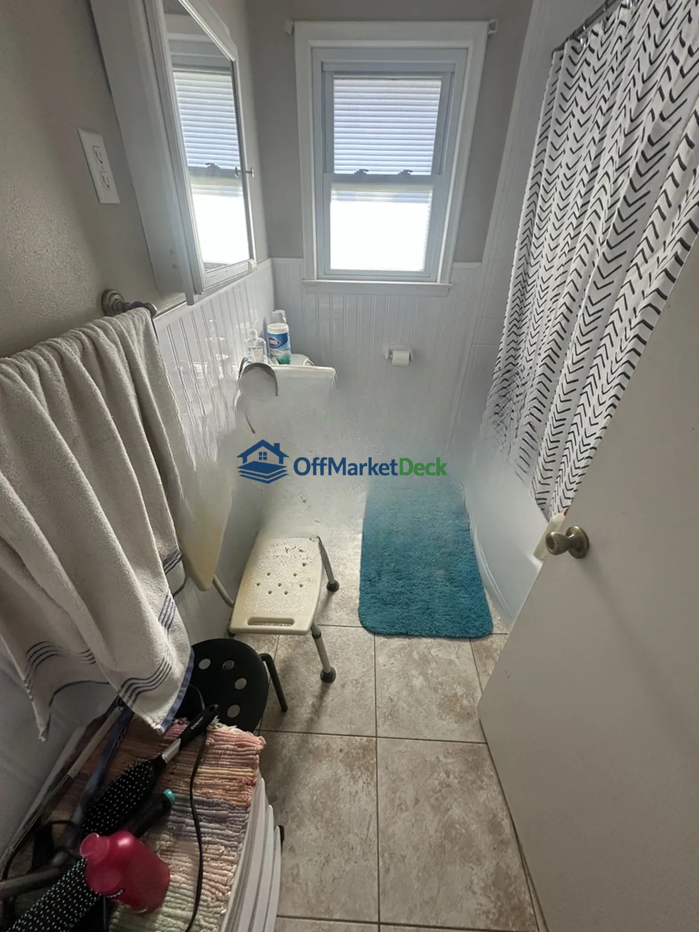 Off-market house in Minneapolis, Minnesota — 4 beds, 1 bath, $249,000 — photo 8 of 8